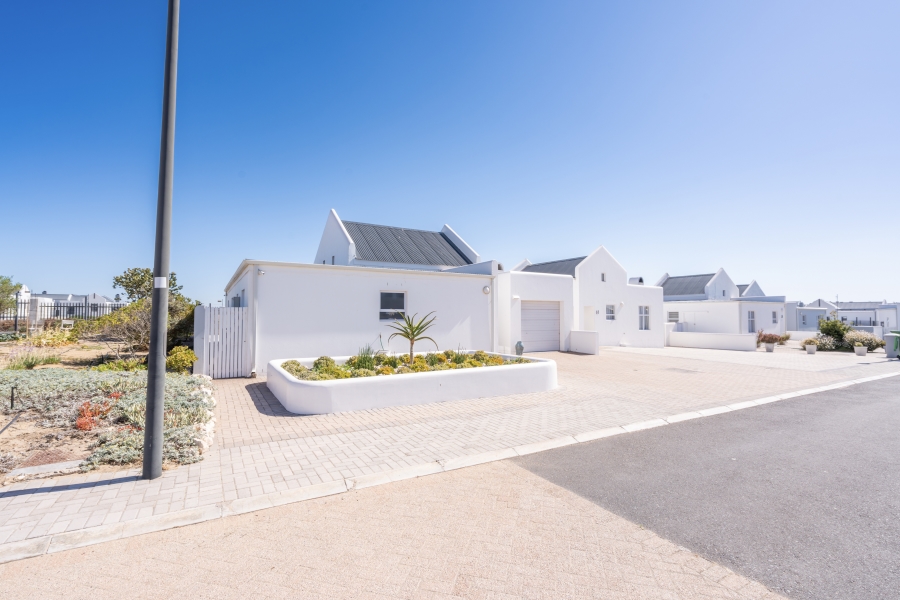 3 Bedroom Property for Sale in Laguna Hills Western Cape